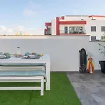 Swell House * פרל