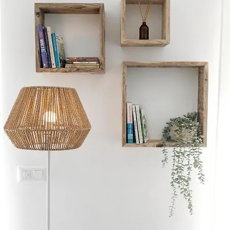 Swell House * Ferrel (Leiria)